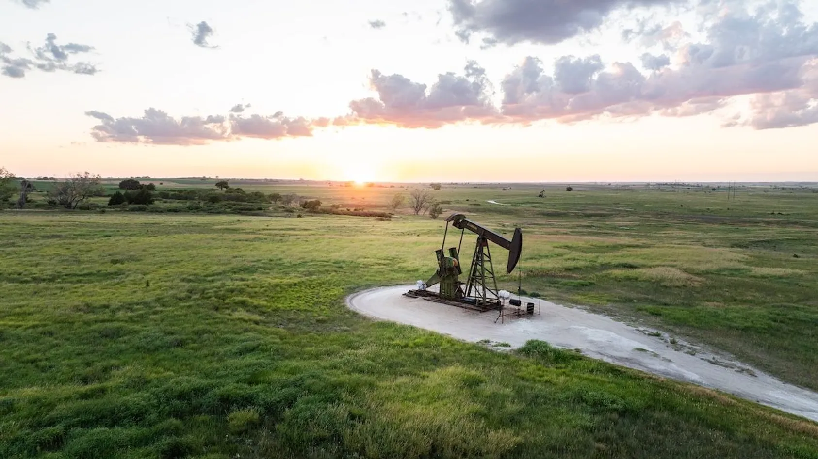 Featured Image for Understanding Mineral Rights: A Comprehensive Guide for Landowners